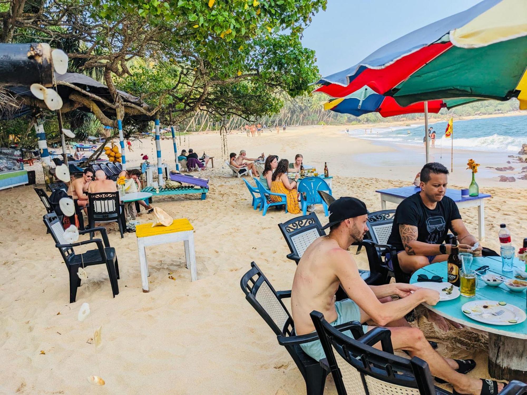 Silent Cabana And Restaurant Marakolliya, 탕갈레 외부 사진